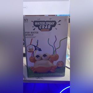 JOYIN Water Sprinkler for Kids Crab Spray Sprinkler with Wiggle Tubes